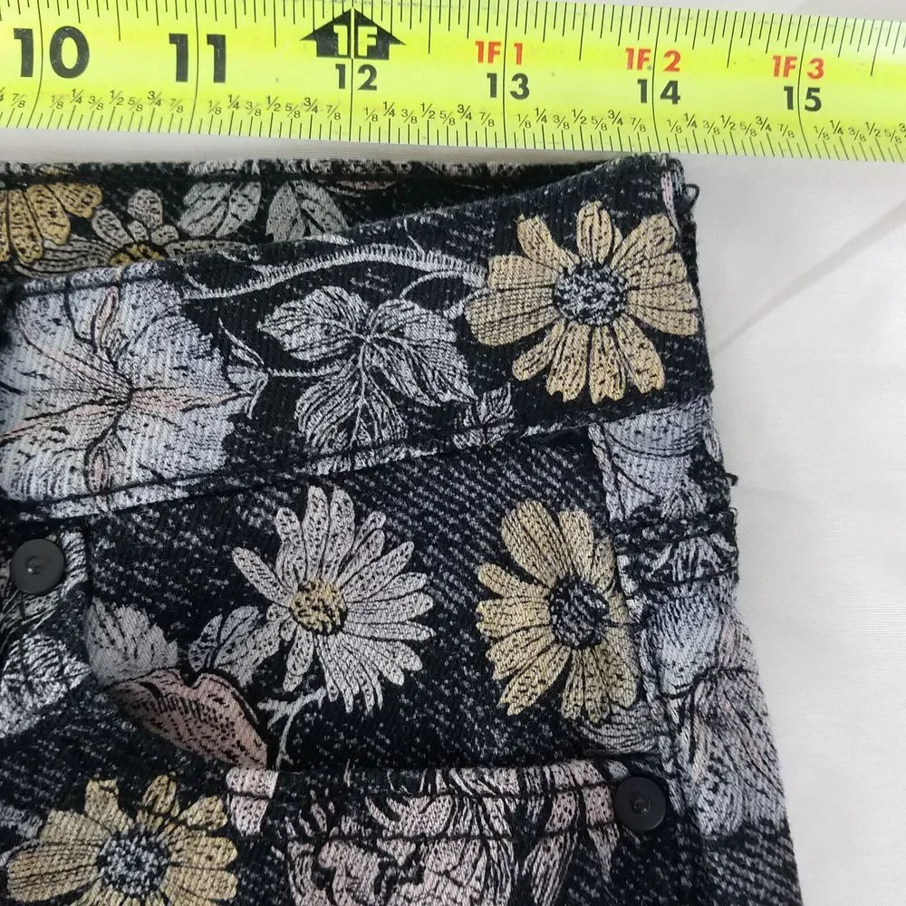 Celebrity Pink Jeans Juniors 3 Black High Rise Womens Mom‎ Floral Raw Hem Denim